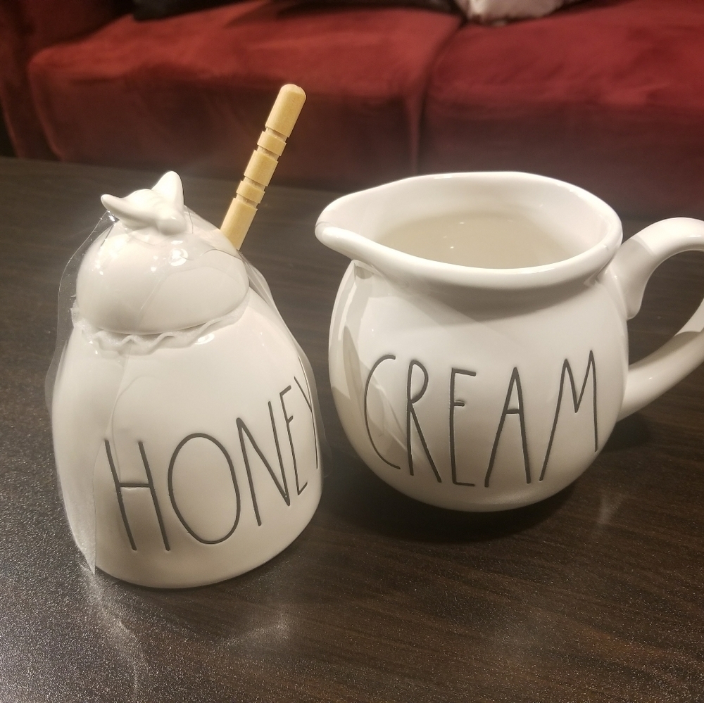 Rae Dunn Honey & Cream set